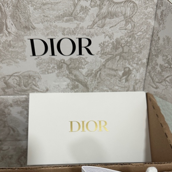 Dior White and Gold Mini Gift Bag Set - Picture 6 of 6